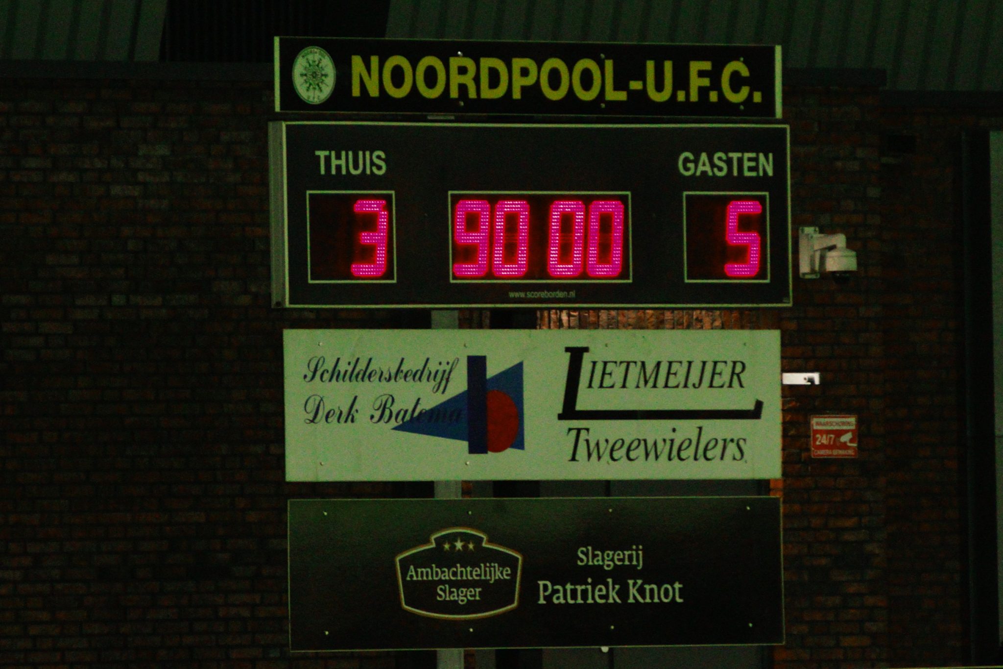 Corenos toont veerkracht en pakt overtuigende bekerzege