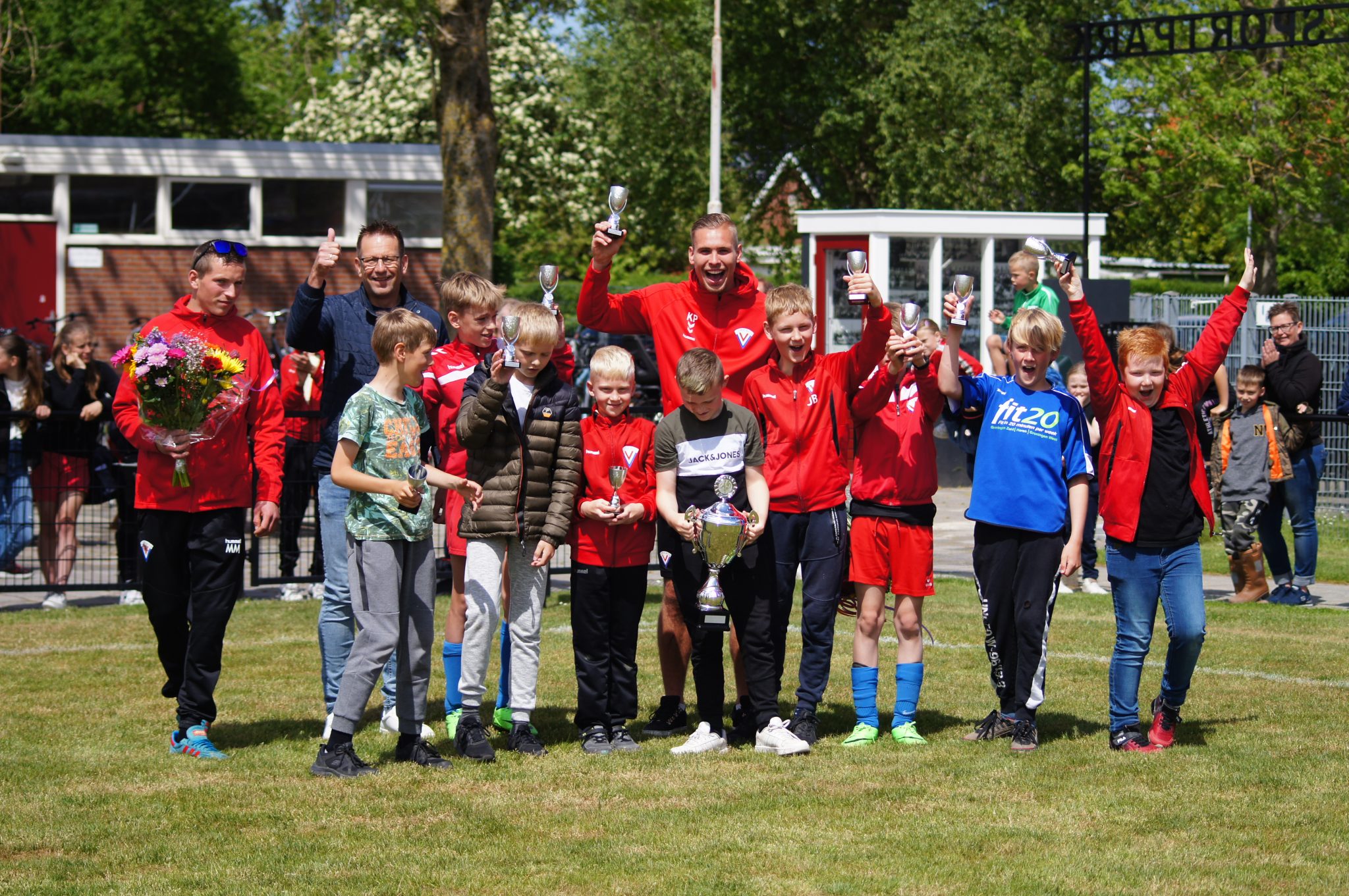 Corenos JO12 kampioen