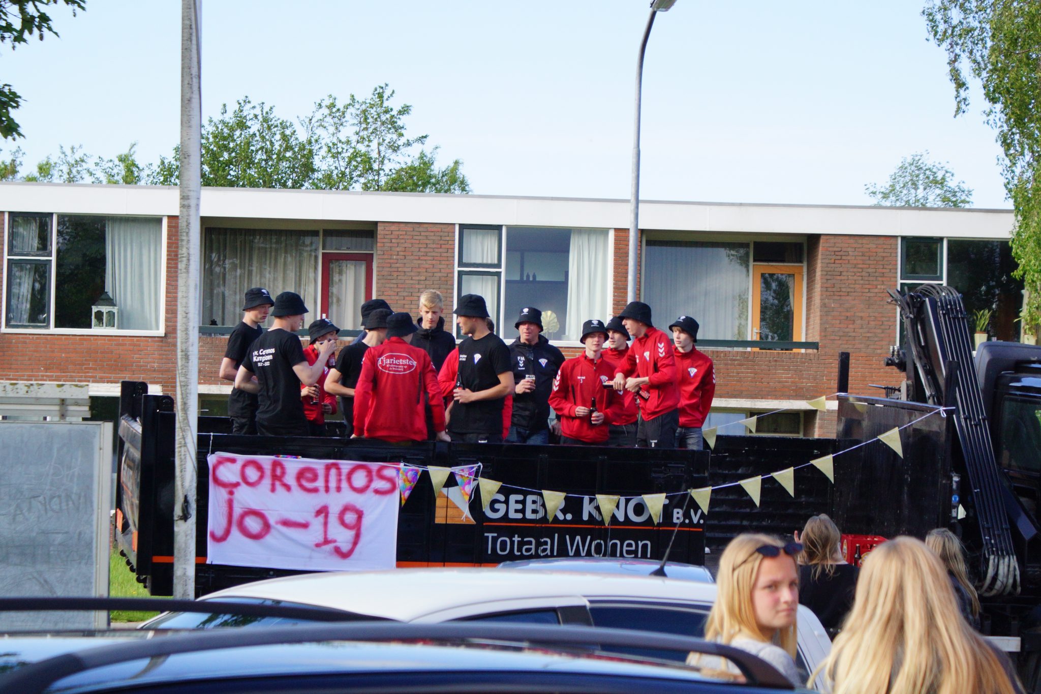 Kampioenstocht Corenos JO 19 en Corenos 1